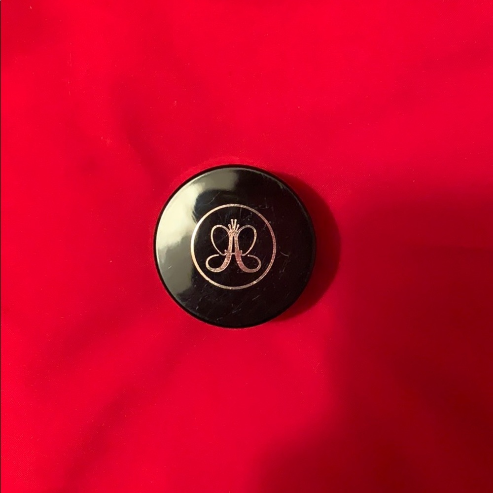 Anastasia Beverly Hills dipbrow